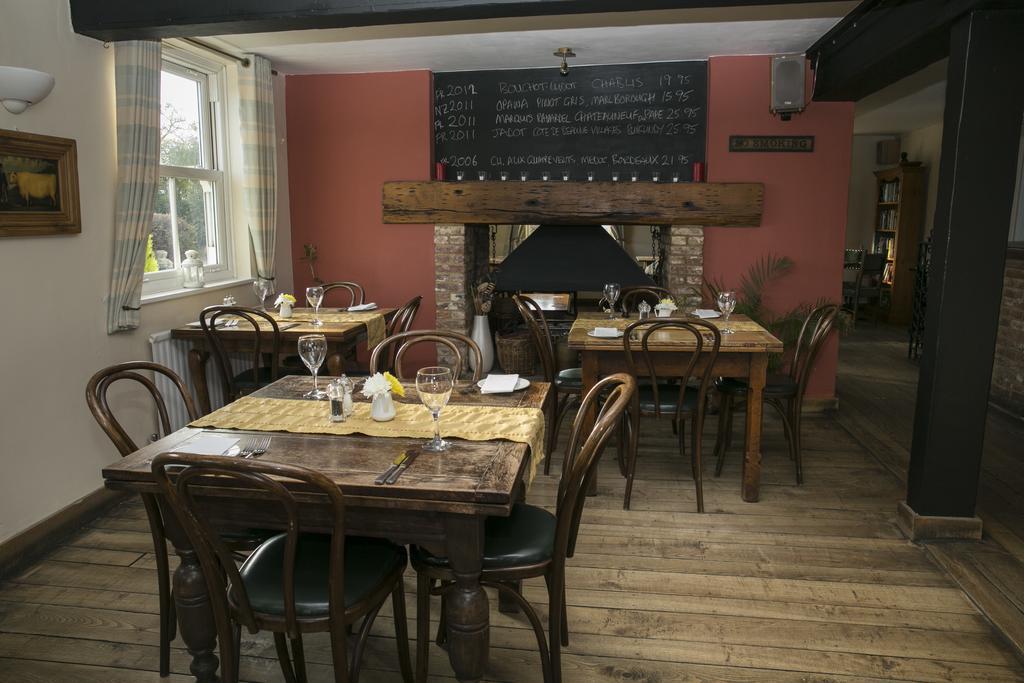 Chinnor The Inn At Emmington מראה חיצוני תמונה